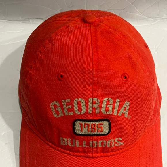 Vintage University of Georgia Bulldogs Distressed Adjustable Hat Cap Dawgs NCAA - Picture 3 of 7
